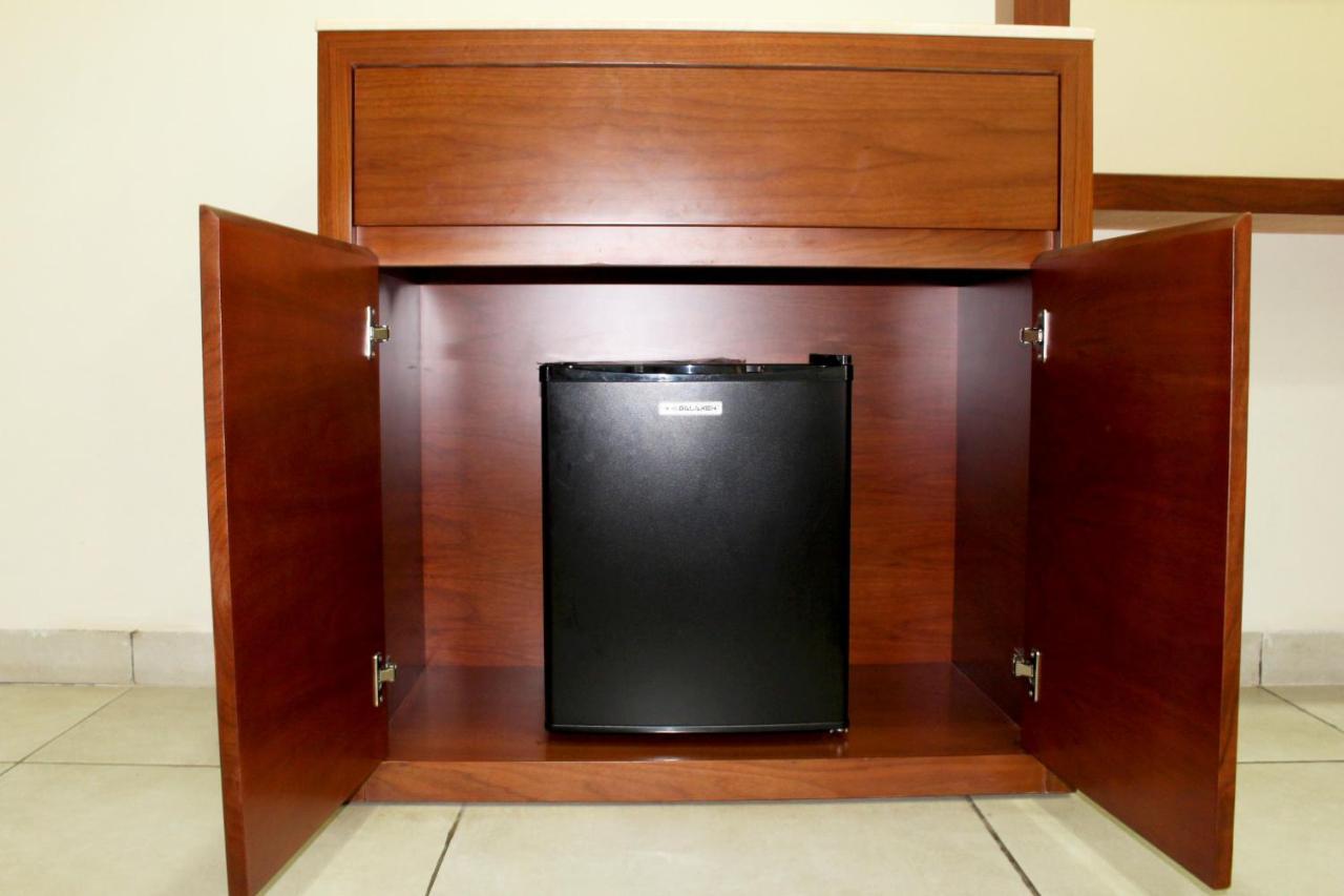 Ixoras Hotel Kinshasa Extérieur photo