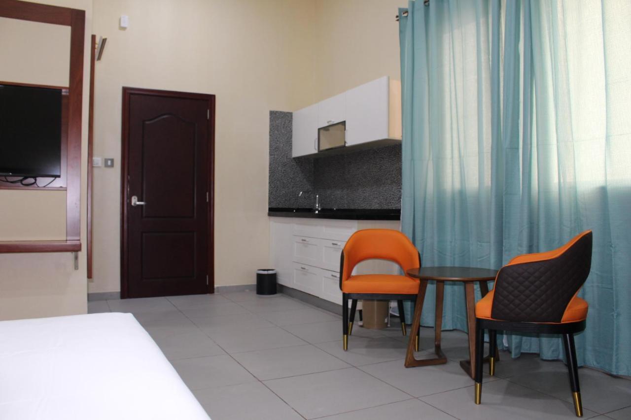 Ixoras Hotel Kinshasa Extérieur photo